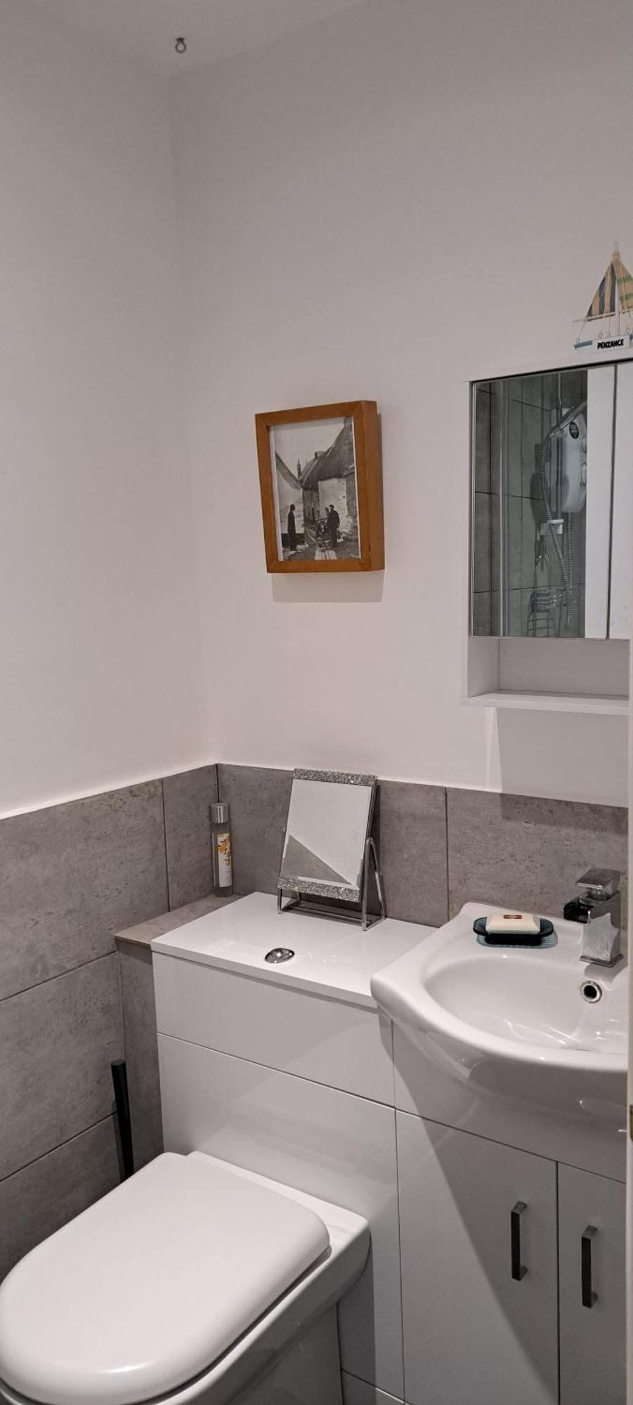Modern Studio Apartment With Outstanding Views, Sleeps 2 Ньюлин Екстер'єр фото